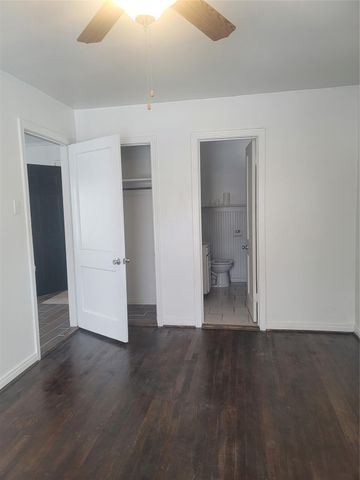 1914 Binz Street C, Houston, TX 77004