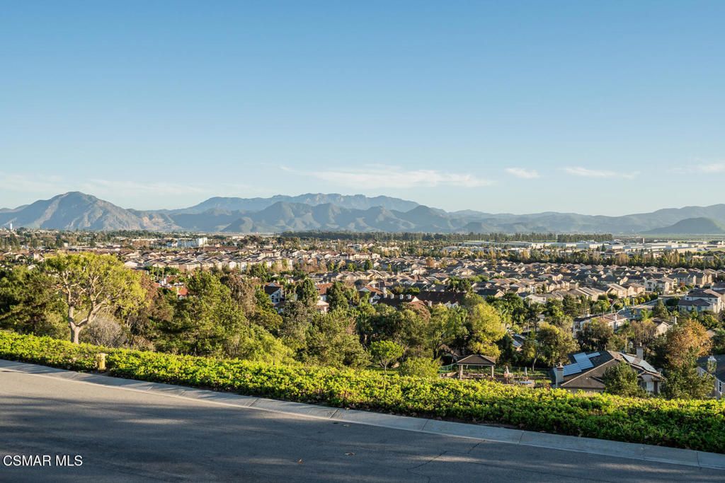 645 Corte Estrella, Camarillo, CA 93010