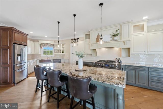 2230 JONES RD, Winchester, VA 22602