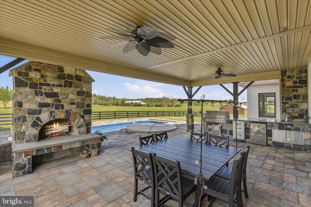 2230 JONES RD, Winchester, VA 22602
