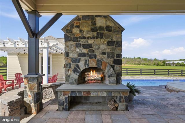 2230 JONES RD, Winchester, VA 22602