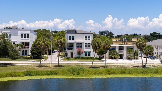 1815 5TH STREET N, St Petersburg, FL 33704