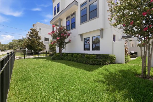 1815 5TH STREET N, St Petersburg, FL 33704