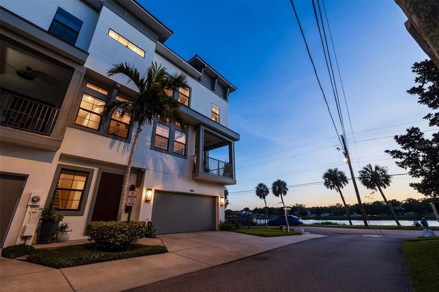1815 5TH STREET N, St Petersburg, FL 33704