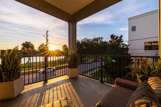 1815 5TH STREET N, St Petersburg, FL 33704