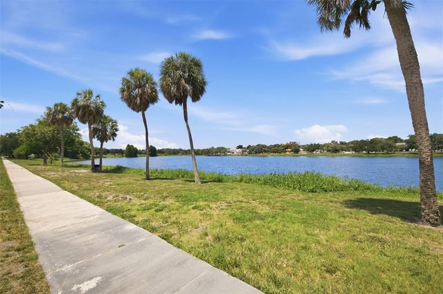1815 5TH STREET N, St Petersburg, FL 33704