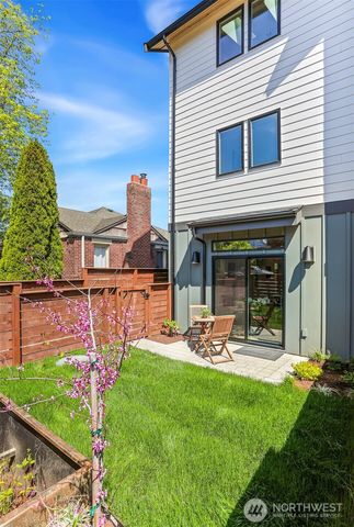 8330 24th Avenue NW, Seattle, WA 98117