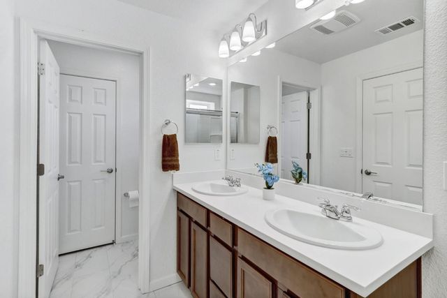 8150 Kramer Ranch Ln, Elk Grove, CA 95758