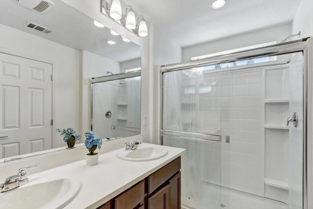 8150 Kramer Ranch Ln, Elk Grove, CA 95758