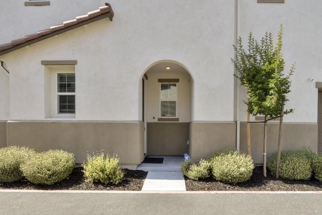 8150 Kramer Ranch Ln, Elk Grove, CA 95758