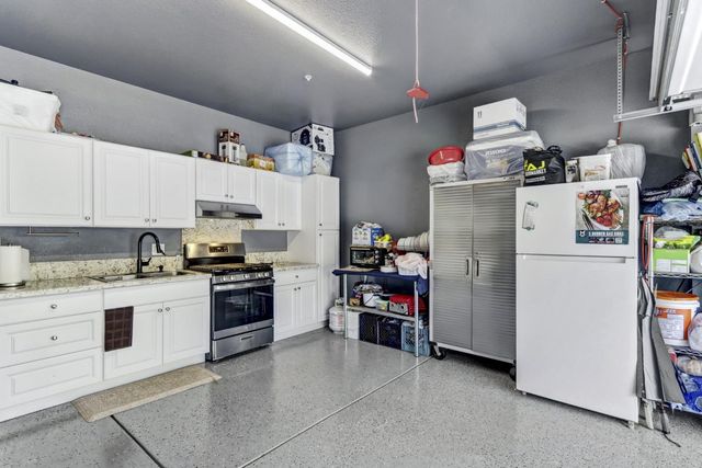 8150 Kramer Ranch Ln, Elk Grove, CA 95758