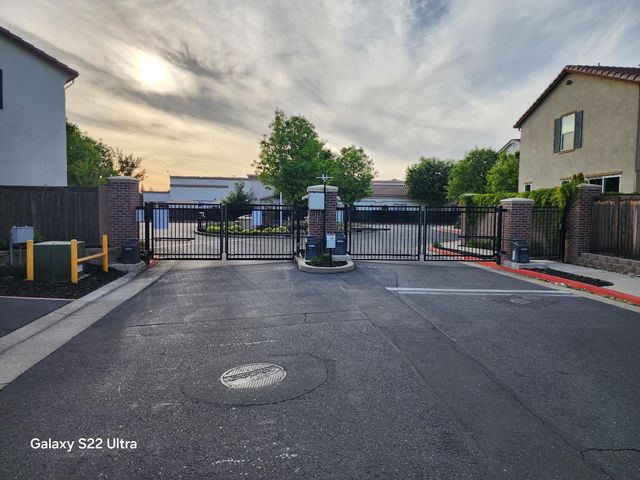8150 Kramer Ranch Ln, Elk Grove, CA 95758