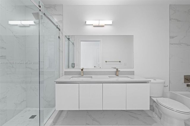 101 Diplomat Pkwy 911, Hallandale Beach, FL 33009