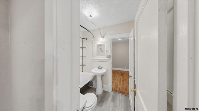 3822 Decatur Street, Omaha, NE 68111