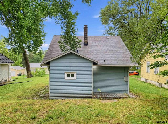 3822 Decatur Street, Omaha, NE 68111