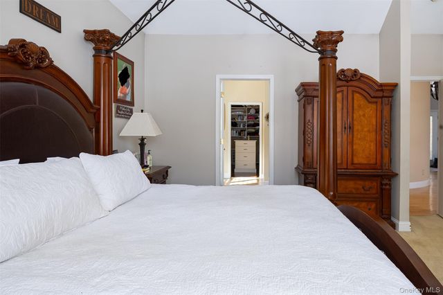 59 Wintergreen Place, Hopewell Junction, NY 12533