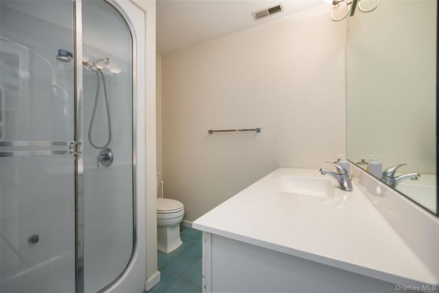 59 Wintergreen Place, Hopewell Junction, NY 12533