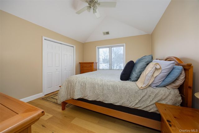 59 Wintergreen Place, Hopewell Junction, NY 12533