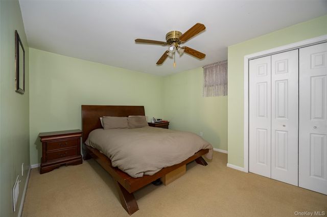 59 Wintergreen Place, Hopewell Junction, NY 12533