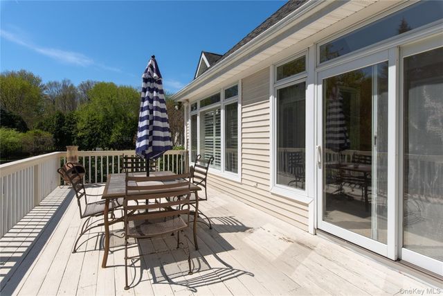 59 Wintergreen Place, Hopewell Junction, NY 12533