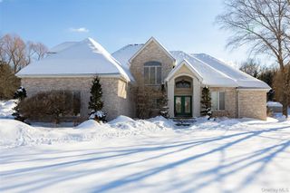 59 Wintergreen Place, Hopewell Junction, NY 12533