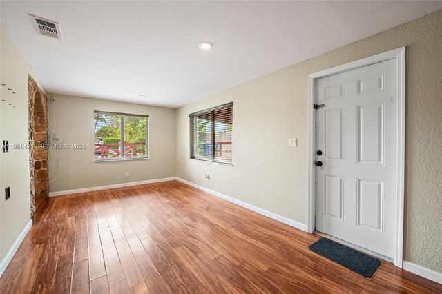 7245 S Waterway Dr, Miami, FL 33155