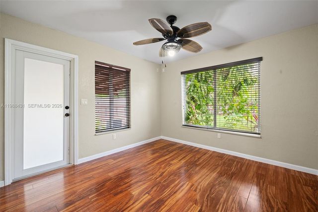 7245 S Waterway Dr, Miami, FL 33155