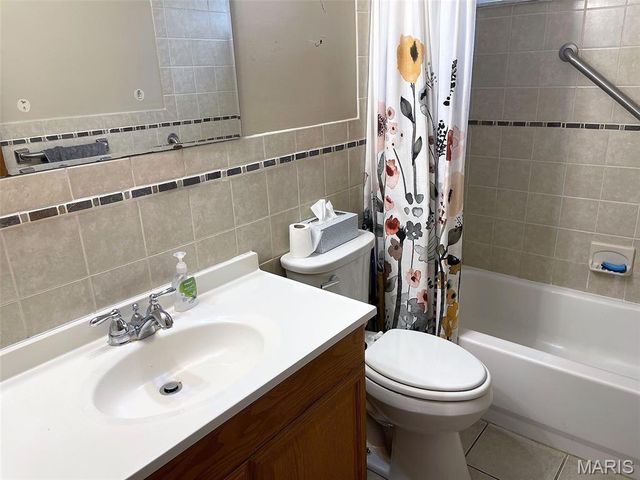 10812 Carroll Wood Way, Unincorporated, MO 63128