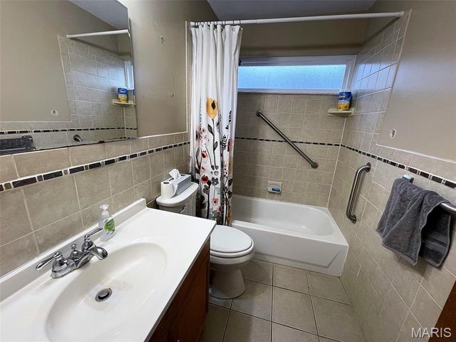 10812 Carroll Wood Way, Unincorporated, MO 63128