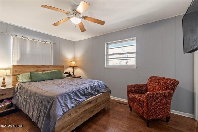 6 Finger Dr, Bella Vista, AR 72715