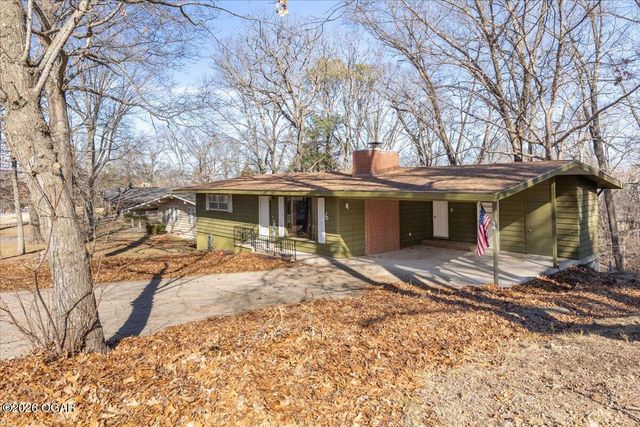 6 Finger Dr, Bella Vista, AR 72715