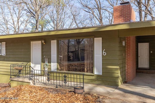 6 Finger Dr, Bella Vista, AR 72715