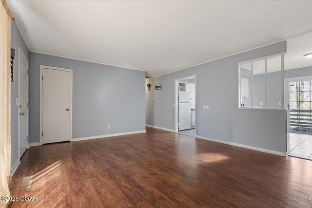 6 Finger Dr, Bella Vista, AR 72715