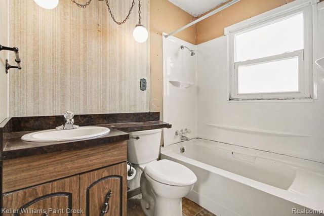 3503 Minton Road, Lake Orion, MI 48359