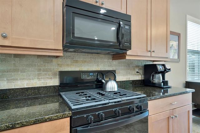 5009 LAKE OVERLOOK AVENUE, Bradenton, FL 34208