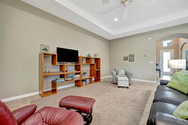 5009 LAKE OVERLOOK AVENUE, Bradenton, FL 34208
