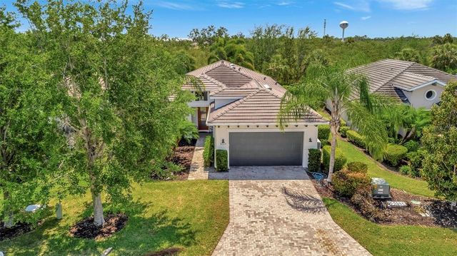 5009 LAKE OVERLOOK AVENUE, Bradenton, FL 34208