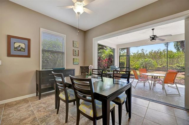 5009 LAKE OVERLOOK AVENUE, Bradenton, FL 34208