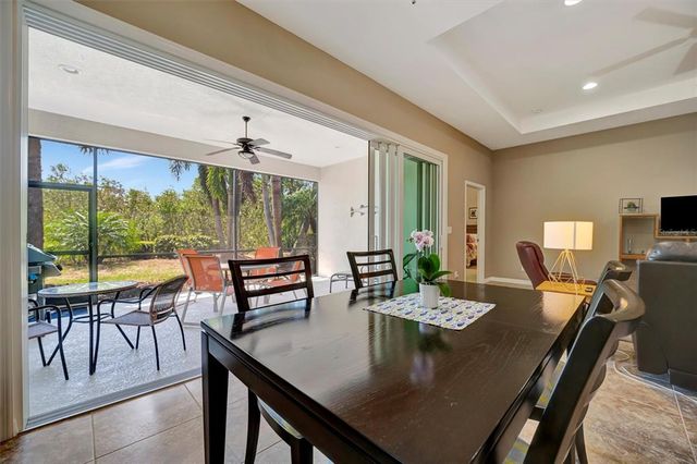5009 LAKE OVERLOOK AVENUE, Bradenton, FL 34208