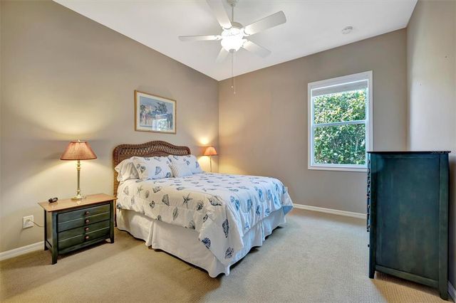 5009 LAKE OVERLOOK AVENUE, Bradenton, FL 34208