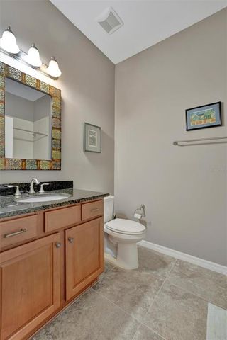 5009 LAKE OVERLOOK AVENUE, Bradenton, FL 34208