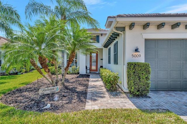 5009 LAKE OVERLOOK AVENUE, Bradenton, FL 34208