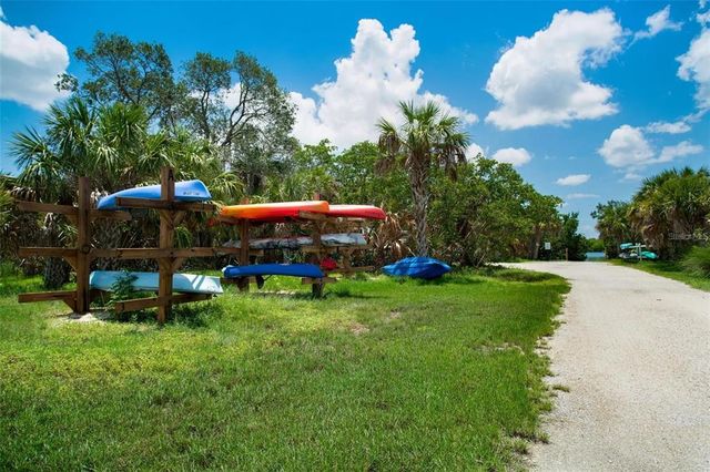5009 LAKE OVERLOOK AVENUE, Bradenton, FL 34208