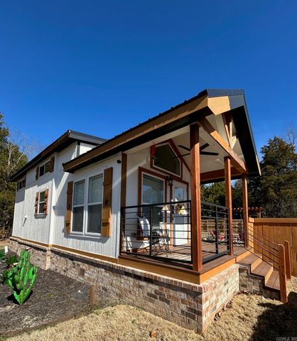 24 Mountain Grove Road, Greenbrier, AR 72058