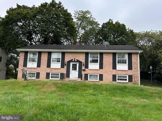 1262 WILSON AVE, Lancaster, PA 17603