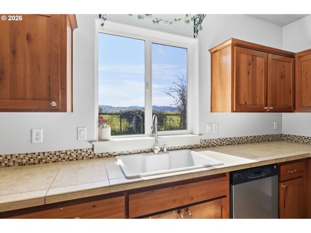 5442 PRANZ Pl, Eugene, OR 97402