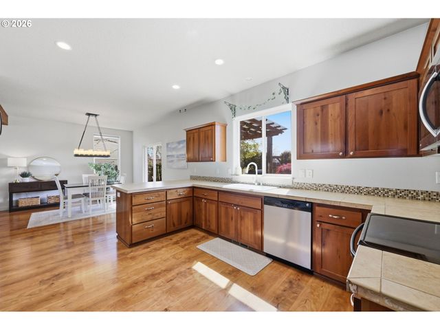 5442 PRANZ Pl, Eugene, OR 97402