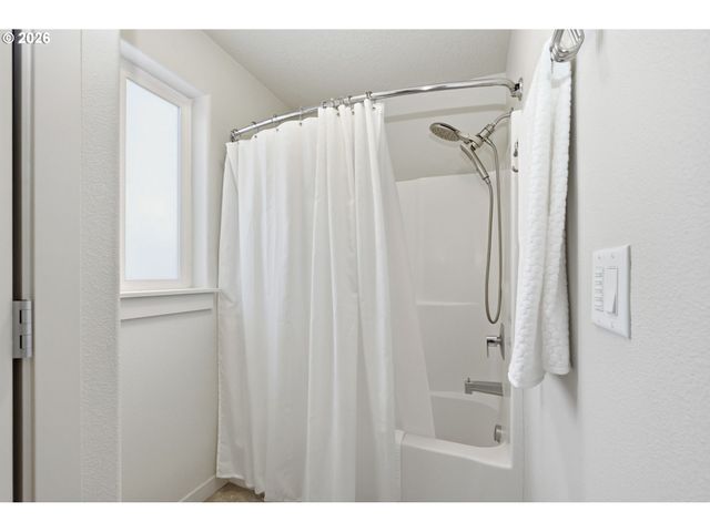 5442 PRANZ Pl, Eugene, OR 97402