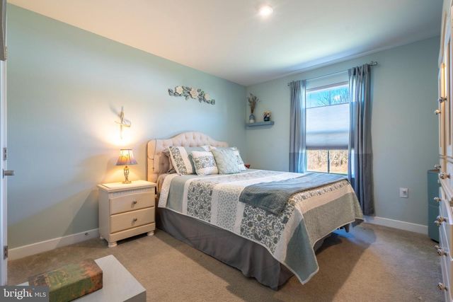 57 SHOEMAKER ST, Coatesville, PA 19320