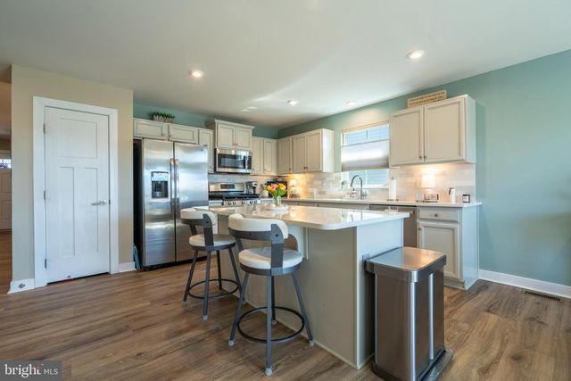57 SHOEMAKER ST, Coatesville, PA 19320